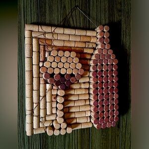 HANDMADE CORK ART!!
Made by my amazing girlfriend Abigail :)
